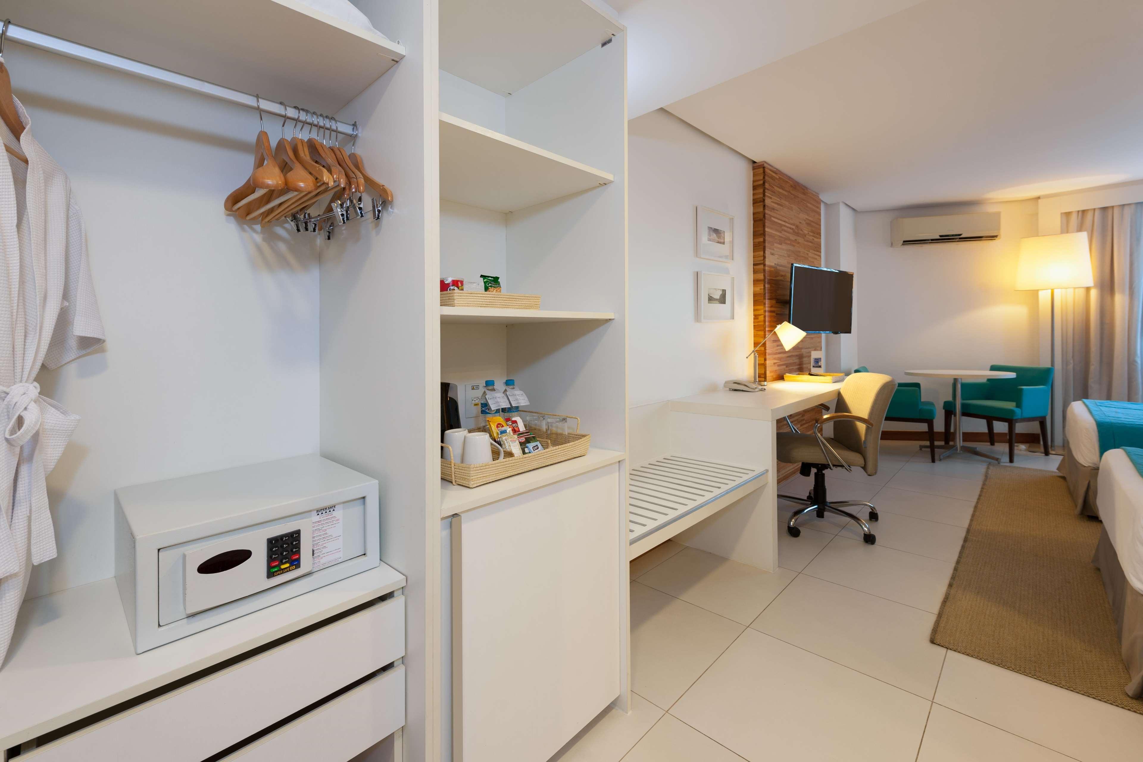 Best Western Premier Maceio Екстериор снимка A room at the hotel