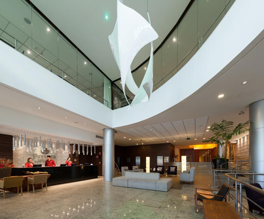Best Western Premier Maceio Екстериор снимка The lobby of the hotel